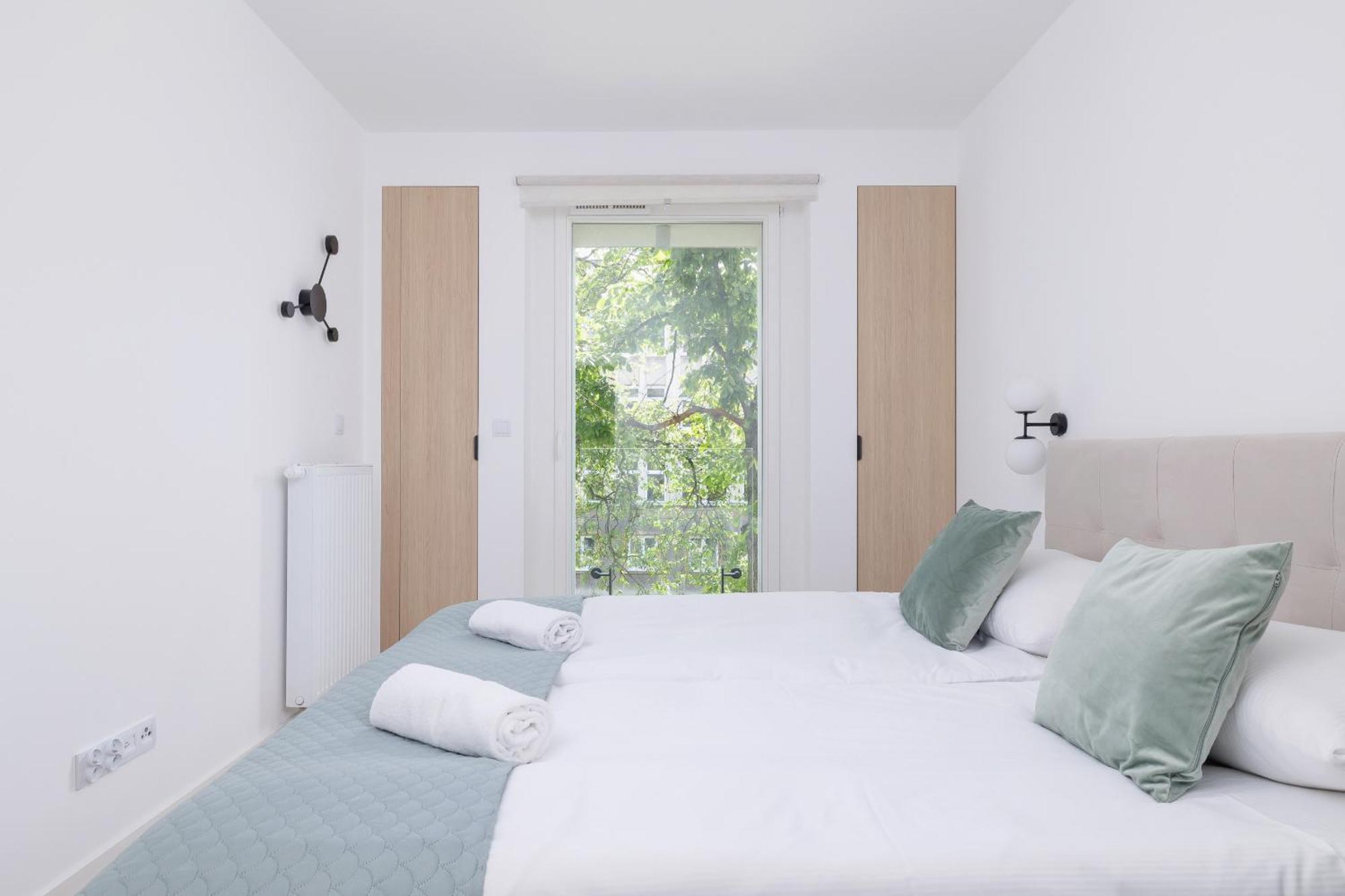 קרקוב Krowoderska Apartment With Balcony Near City Center By Rent Like Home מראה חיצוני תמונה